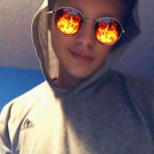 Meet your Posher, Johnathan